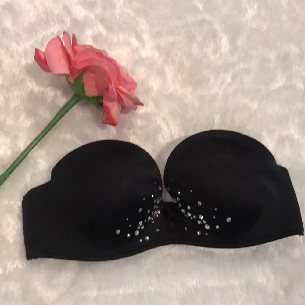 Victoria’s Secret Bombshell padded Strapless Bra